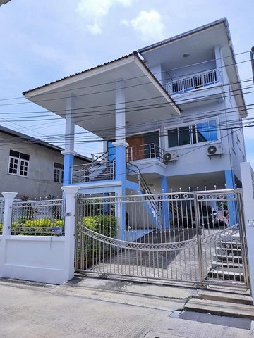 T0570 ขายบ้านเดี่ยว 3 ชั้น 4 ห้องนอน 4 ห้องน้ำ ซอยกำนันแม้น 13 ขนาด 63 ตรว. ใกล้ ศาลแพ่งธนบุรี 