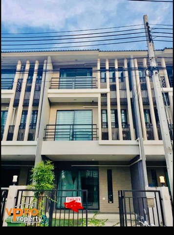 ให้เช่า ทาวน์โฮม 3 ชั้น โครงการ Work Place ซอยบางนาแวก 69 ใกล้รถไฟฟ้าสายสีน้ำเงิน สถานีเพชรเกษม