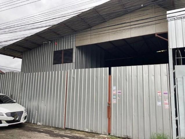 BR 1028 ให้เช่าโกดังพื้นที่ 240 ตรม ย่านราม 2 ซอยวัดทุ่งเศรษฐี ใกล้ตลาดนัมเบอร์วันราม 2
