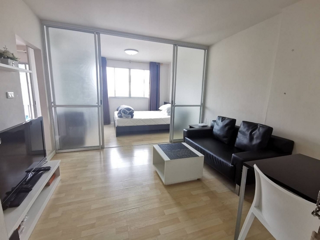 ขายดีคอนโดกะทู้  DCONDO KATU  ภูเก็ต  มุมเมืองลุง เนื้อที่  30 ตรม. ชั้น 5 อาคาร B วิวหน้าโครงการ