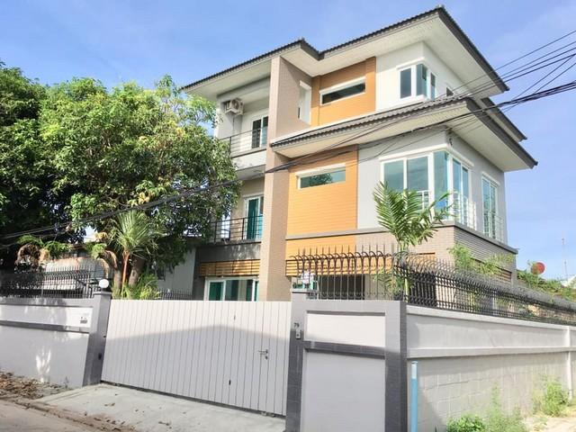 ขายและให้เช่าบ้านเดี่ยว 3 ชั้น 70 ตรว. หมู่บ้านวัฒนานิเวศน์ ซอยลาดพร้าว 48 ตกแต่งพร้อมอยู่