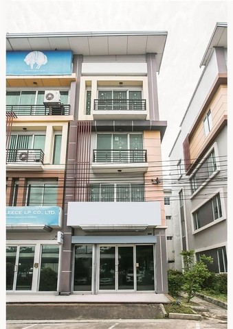 ให้เช่าโฮมออฟฟิศ 4 ชั้นหลังริม RK BIZ CENTER ติดถนนคู่ขนานมอเตอร์เวย์ พร้อมเฟอร์นิเจอร์ออฟฟิศ 