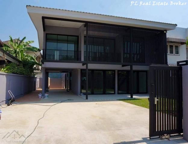 ให้เช่าบ้านเดี่ยว 2 ชั้น โชคชัย 4 ต.รวมโชค 65 ตรว. ตกเเต่งสไตล์ LOFT เหมาะทำออฟฟิศ