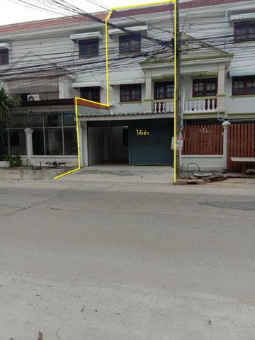 For Rent อาคารพาณิชย์ 3 ชั้น ริมถนนแฮปปี้แลนด์สาย2 เหมาะทำร้านอาหาร ร้านนวด 