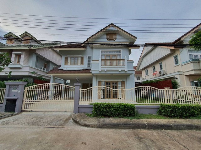 ให้เช่า บ้านเดี่ยว พาร์คเวย์ ชาเล่ต์ รามคำแหง 190/1 ขนาด 75 ตร.ว รีโนเวทใหม่ ใกล้ Big C