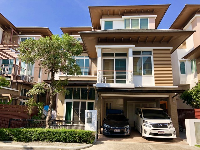 ขายบ้านเดี่ยว 3 ชั้นครึ่ง เดอะ ไพรมารี เพลสทีจ รัชดา-รามอินทรา เขตบึงกุ่ม