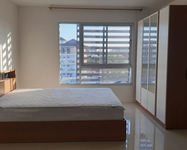 ให้เช่า คอนโด Regent Home 1 1 ห้องนอน ห้องขนาด 33 ตรม.