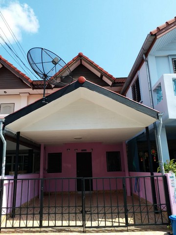 ขายด่วน บ้านทาวน์โฮม หมู่บ้านทวีสุข  เตาถ่าน ราคาต่ำกว่าราคาประเมินบ้านสวยน่าอยุ่บิ้วอินใหม่ทั้งหลัง