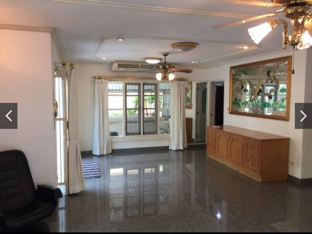 ให้เช่าบ้าน 3 ชั้น ม. มัณฑนา เฉลิมพระเกียรติ์ 28 ทำเลถนนเมน บ้านหัวมุมทำเลดีที่สุด