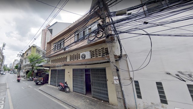 รหัสC3474 ให้เช่าและขายอาคารพาณิชย์ 2คูหา ถนนสุขุมวิทซอย22 เหมาะกับธุรกิจหลายประเภท