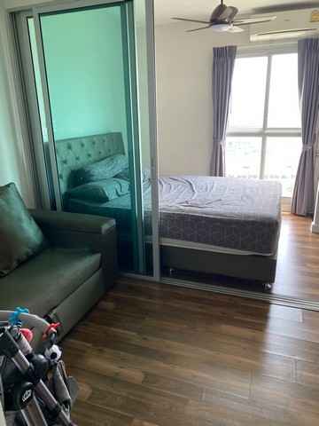 ขายด่วนคอนโดมิเนียม เอ สเปซ มี บางนา มีพร้อมสระว่ายน้ำลอยฟ้าขนาดใหญ่แบบ Infinity Edge Pool