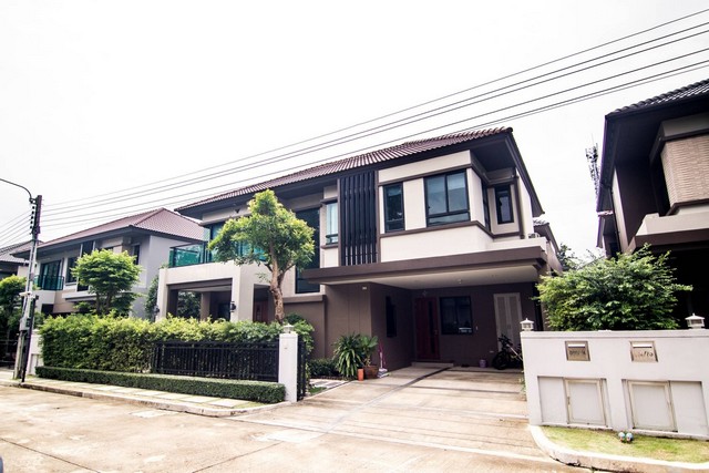 N ขายบ้าน สวย หรู สภาพเยี่ยม Life Bangkok Boulevard รามอินทรา 65 ตรว 4นอน ทำเลบ้านดีสงบ