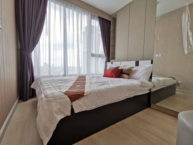 For rent KnightsBridge Prime Sathorn 1 plus 1 Bed, on 19th floor, size 31 sq.m. fully furnished.
