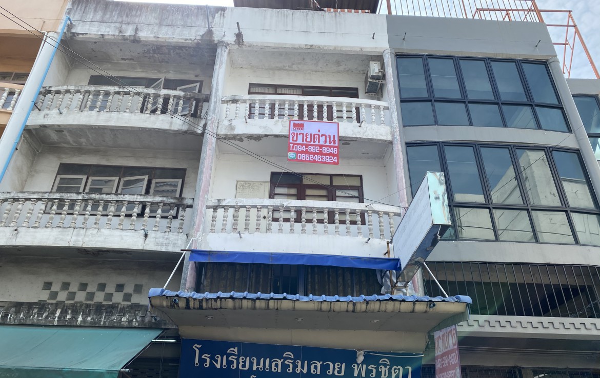 ขาย อาคารพาณิชย์ 3 ชั้น ถนนสีหบุรานุกิจ แขวงมีนบุรี เขตมีนบุรี กรุงเทพ 