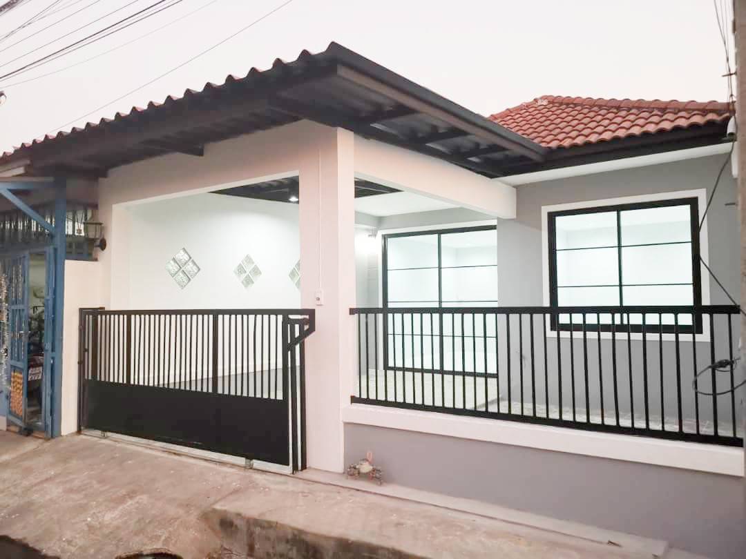 ขายทาวน์เฮ้าส์ชั้นเดียว หมู่บ้านพฤกษา3  ถนนวัดลาดปลาดุก บางคูรัด บางบัวทอง นนทบุรี ตกแต่งใหม่