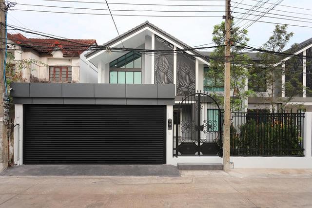 ขาย บ้านแฝด 2 ชั้น หมู่บ้านพรไพลิน 2 ซ.ลาดพร้าว 41-1 บ้านสร้างใหม่ ตกแต่งแล้วพร้อมอยู่