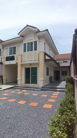 ขายด่วน ทาวน์โฮม สไตล์ บ้านเดี่ยว หมู่บ้านพฤกษาวิวล์ 34 ซอยเพชรเกษม 110 โปรแรง แซงโค้ง