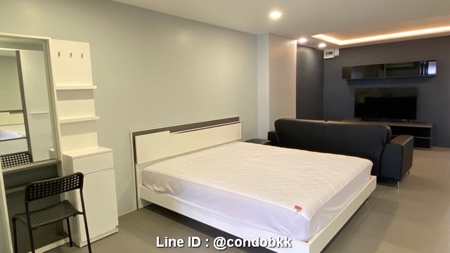 ให้เช่าคอนโด ไอทีเอฟ สีลม พาเลส ใกล้ BTS ช่องนนทรี 43 ตรม ชั้น 29 ให้เช่าราคา 18000 บาท
