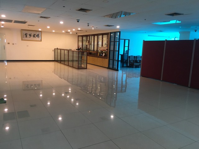 อาคารสำนักงานชั้น 12 พื้นที่ 300.11 ตรม. ซอยรัชดา18 ห้วยขวาง กรุงเทพ
