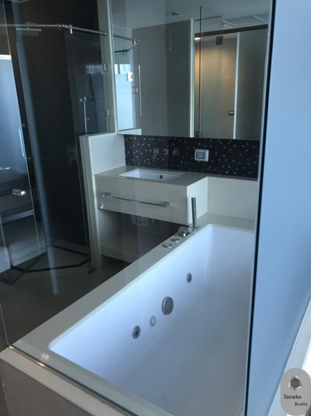 P31CR1905010 The Address Sathorn 2 bed 2 bath70 sqm. 12.87 MB