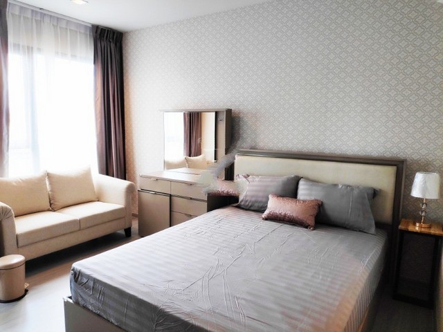  ไลฟ์ อโศก พระราม 9 26 ตรม ชั้น 15   ให้เช่าราคา 14000  บาท เดือน 