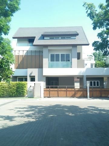 ขายบ้านเดี่ยวใหม่ 3 ชั้น 160 ตรว. ไพรเวท เนอวาน่า Private Nirvana ใกล้เลียบทางด่วนเอกมัย-รามอินทรา  