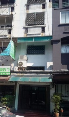 ให้เช่า อาคารพาณิชย์ 4 ชั้น มีชั้นลอย ซ.พัฒนาการ 57 ใกล้หมู่บ้านชวนชื่น พัฒนาการ