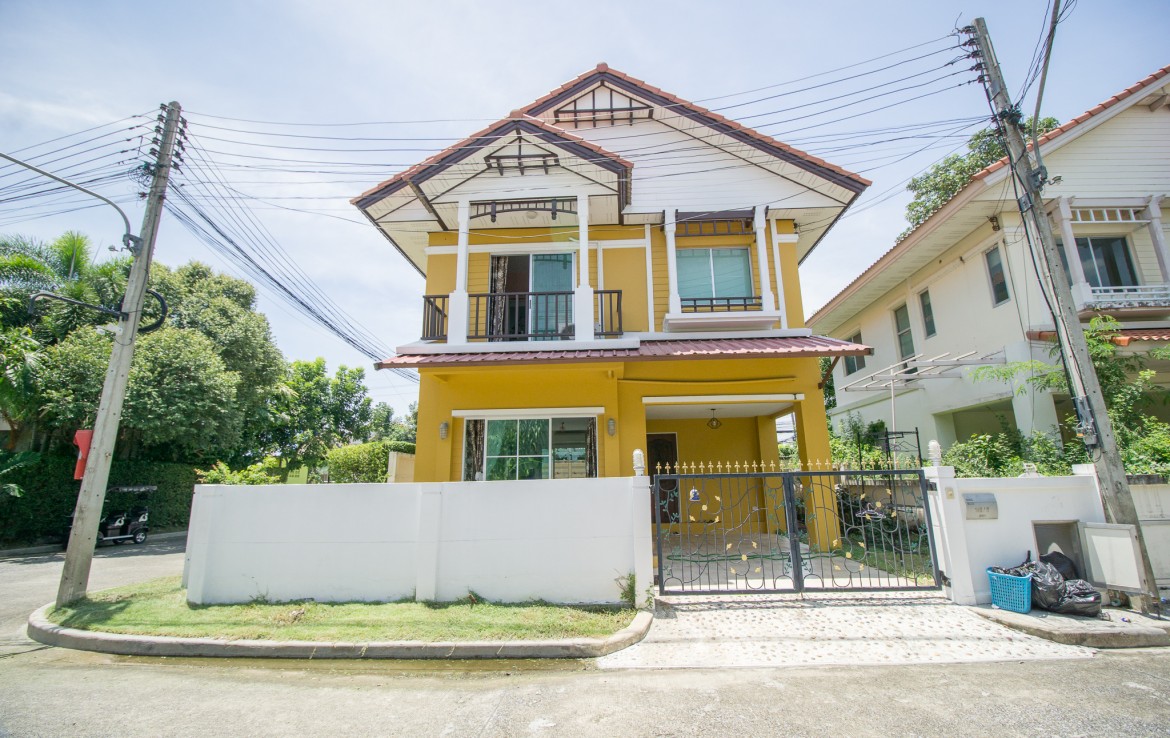 ขายบ้านเดี่ยว หมู่บ้านมณีรินทร์ พาร์ค 2  ตำบลบ้านกลาง อำเภอเมือง ปทุมธานี 37.3 ตรว.  