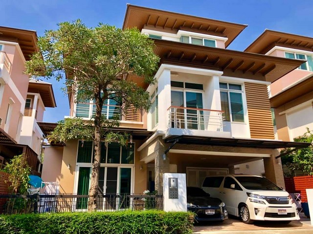 HS311ขายบ้านเดี่ยว 3 ชั้น เนื้อที่ 52 ตรว. หมู่บ้านเดอะ ไพรมารี่ เพรสทีจ รัชดารามอินทรา ใกล้ทางด่วน