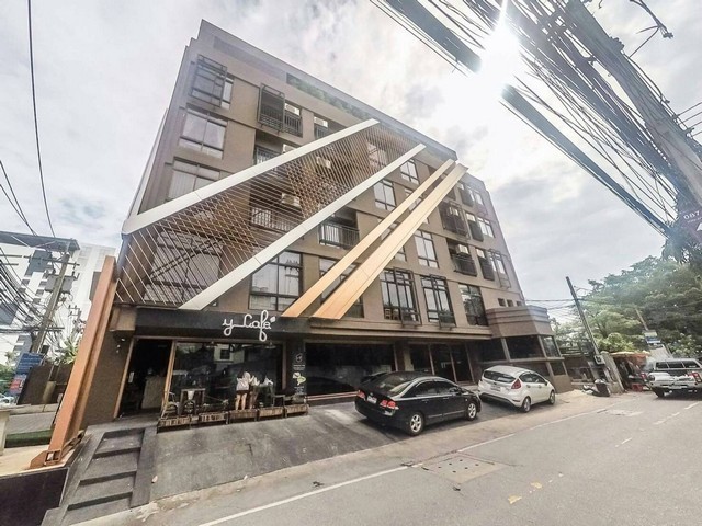 ขายด่วน 70 ล้านบาท อาคาร 6 ชั้น โฮเทล ออฟฟิศ เพ้นเฮาส์ สวยมาก ซอยลาดพร้าว