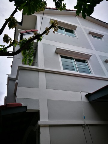 ให้เช่าทาวน์  35 ตารางวา  3 ชั้น  4 ห้องนอน 3 ห้องน้ำ  ลาดพร้าว 47   