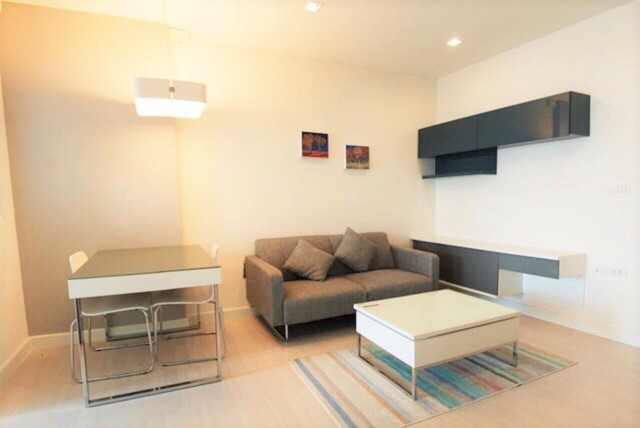 OA-0327 ขาย The Room Ratchada - Ladprao (เดอะ รูม รัชดา-ลาดพร้าว) พร้อมอยู่  