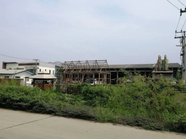  ให้เช่าโกดังพร้อมออฟฟิศ 2,100 ตรม (3ไร่) อ.สามโคก ปทุมธานี ติดกับโรงงานน้ำดื่มสยาม ทำเลดี 