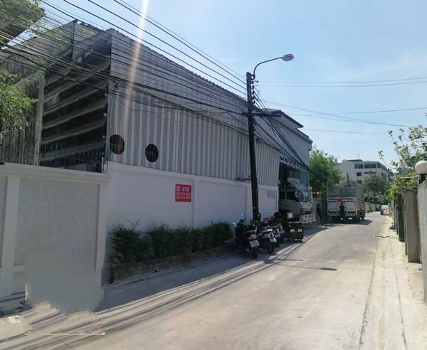 ให้เช่าโกดังย่านรัชดา -ลาดพร้าว พื้นที่ 360 ตร.ม.ใกล้MRTลาดพร้าว รถใหญ่เข้าได้ ซอยลาดพร้าว34