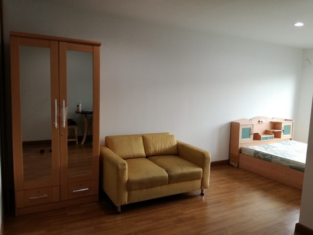 ให้เช่า คอนโด REGENT HOME 18 CHANGWATTANA-LAKSI 1 ห้องนอน