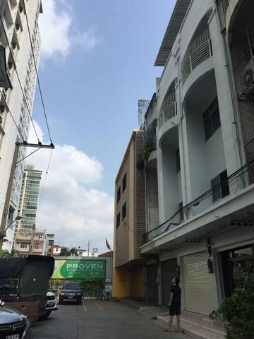 HR 4191 ให้เช่าอาคารพาณิชย์ 5ชั้น  ถนนสุขุมวิท71 พระโขนง ปรีดีพนมยงค์  ใกล้ BTSพระโขนง