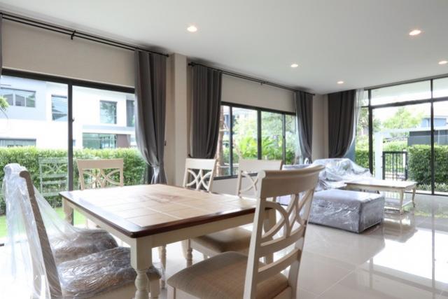Home for Rent, Setthasiri Krungthep Kreetha, Srinakarin, 71 SQ.WA, 4 Bed