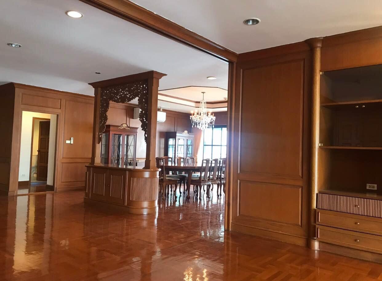 TowerPark condominium, For rent 275 sqm, 3B3B, Nearby BTS Nana.