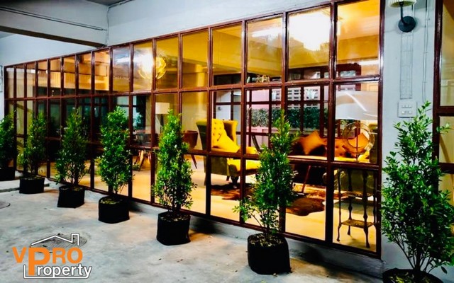 ให้เช่า คอนโด Room Quest รัชดา ใกล้ MRT สุทธิสาร เดอะสตรีทรัชดา