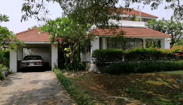 ขายบ้านหัวหินปาล์มบีช ใกล้ทะเลเดินเพียง 2 นาที พร้อม Furniture ตกแต่งสวยงาม