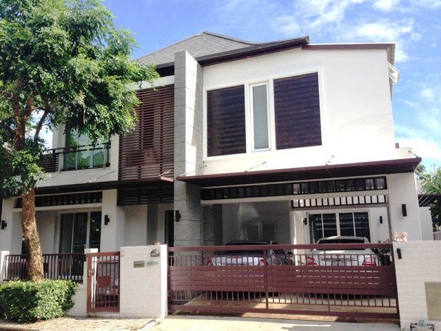  ให้เช่าบ้านเดี่ยว 72 ตรว 3 ห้องนอน 4 ห้องน้ำ บลูลากูน ตกแต่งพร้อมอยู่