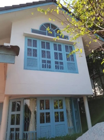 S1372 ให้เช่าบ้านเดี่ยว 2 ชั้น  หมู่บ้านสัมมากร รามคำแหง110 พร้อมเฟอร์นิเจอร์